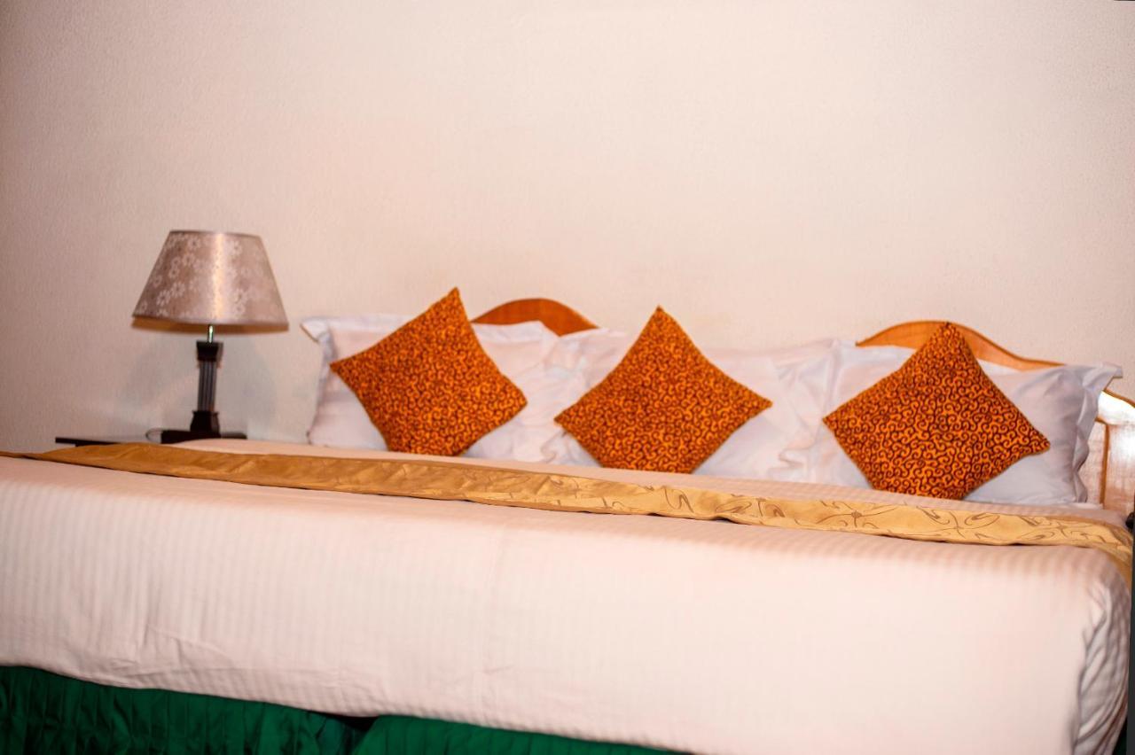 Royal Park Hotel Kumasi Luaran gambar