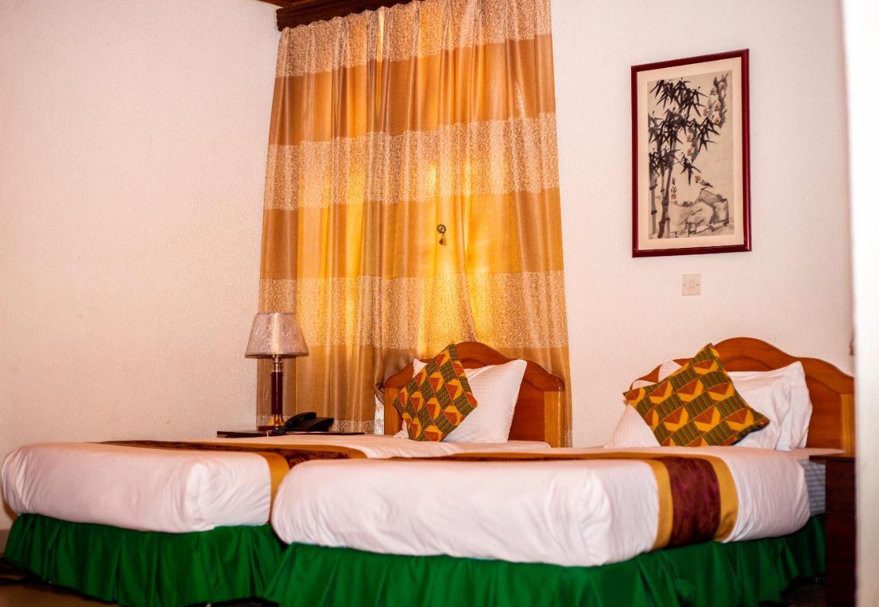 Royal Park Hotel Kumasi Luaran gambar